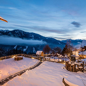 Lüsnerhof Winterabendstimmung