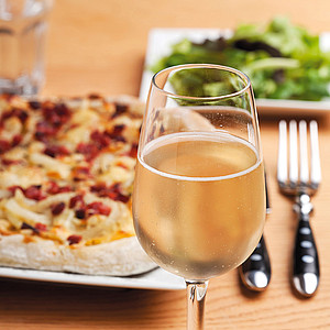 Flammkuchen, Federweißer