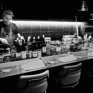 Küchenchef Tom im Restaurant IKO