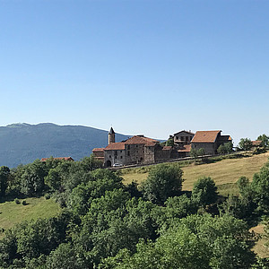 Bergdorf St. Agnes in der Region Pallars Jussa, katalanische Pyrenäen